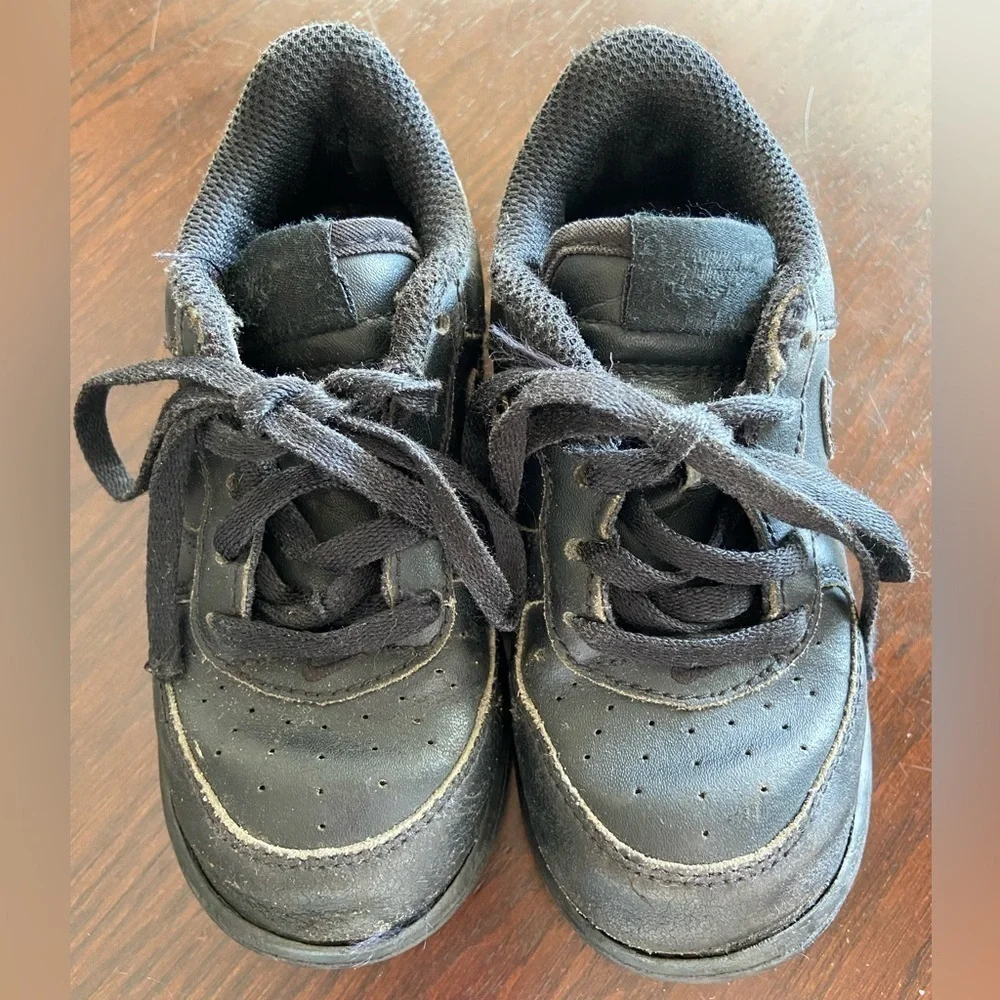 💚 Nike Air Force 1 Low Black Toddler Kids Sneaker Shoes Triple Black 8C